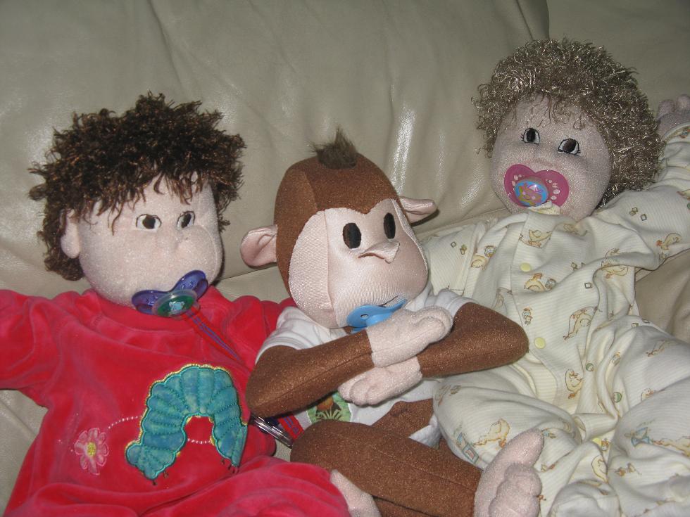 dolls008a.jpg